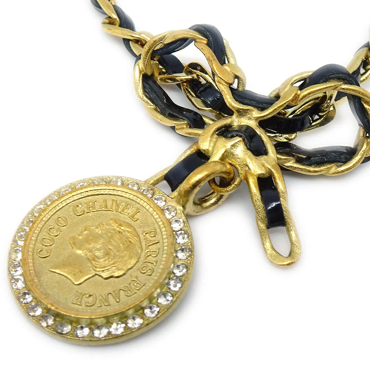 Chanel 1995 Bow Medallion Choker