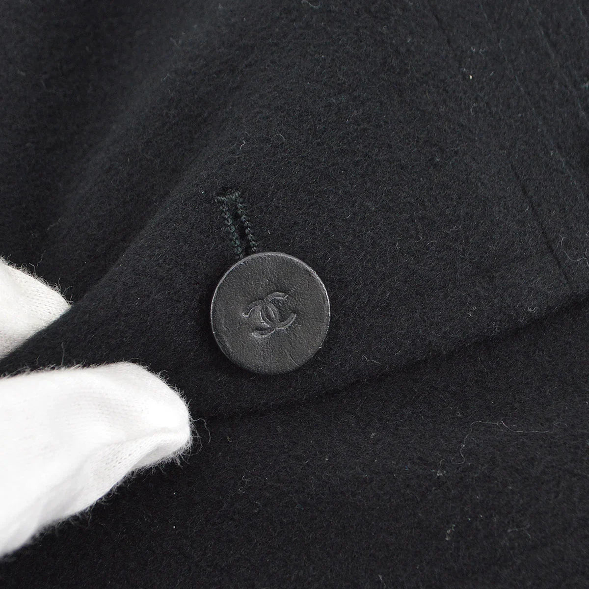 Chanel 2001 Fall buttoned A-line cashmere wrap skirt #34