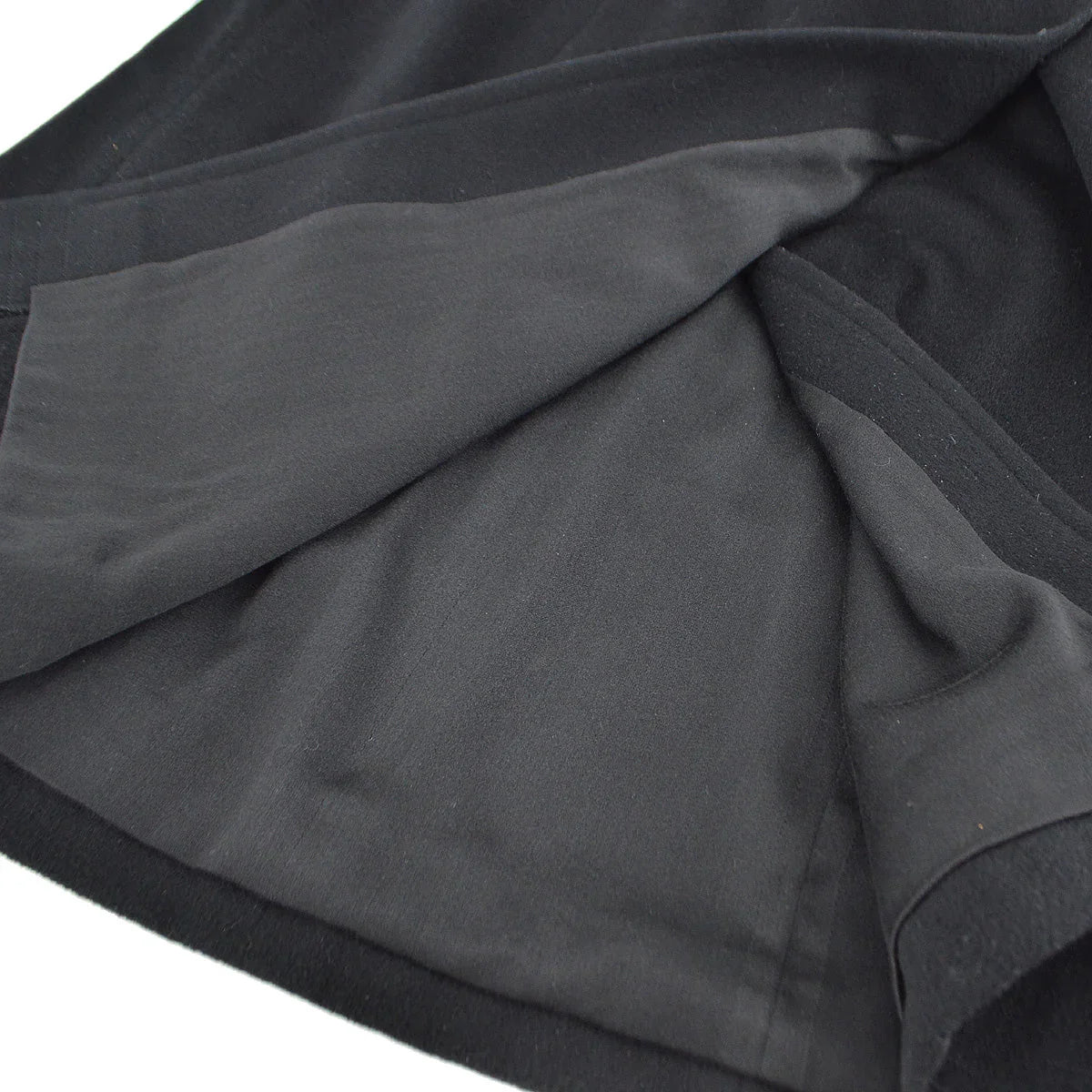 Chanel 2001 Fall buttoned A-line cashmere wrap skirt #34