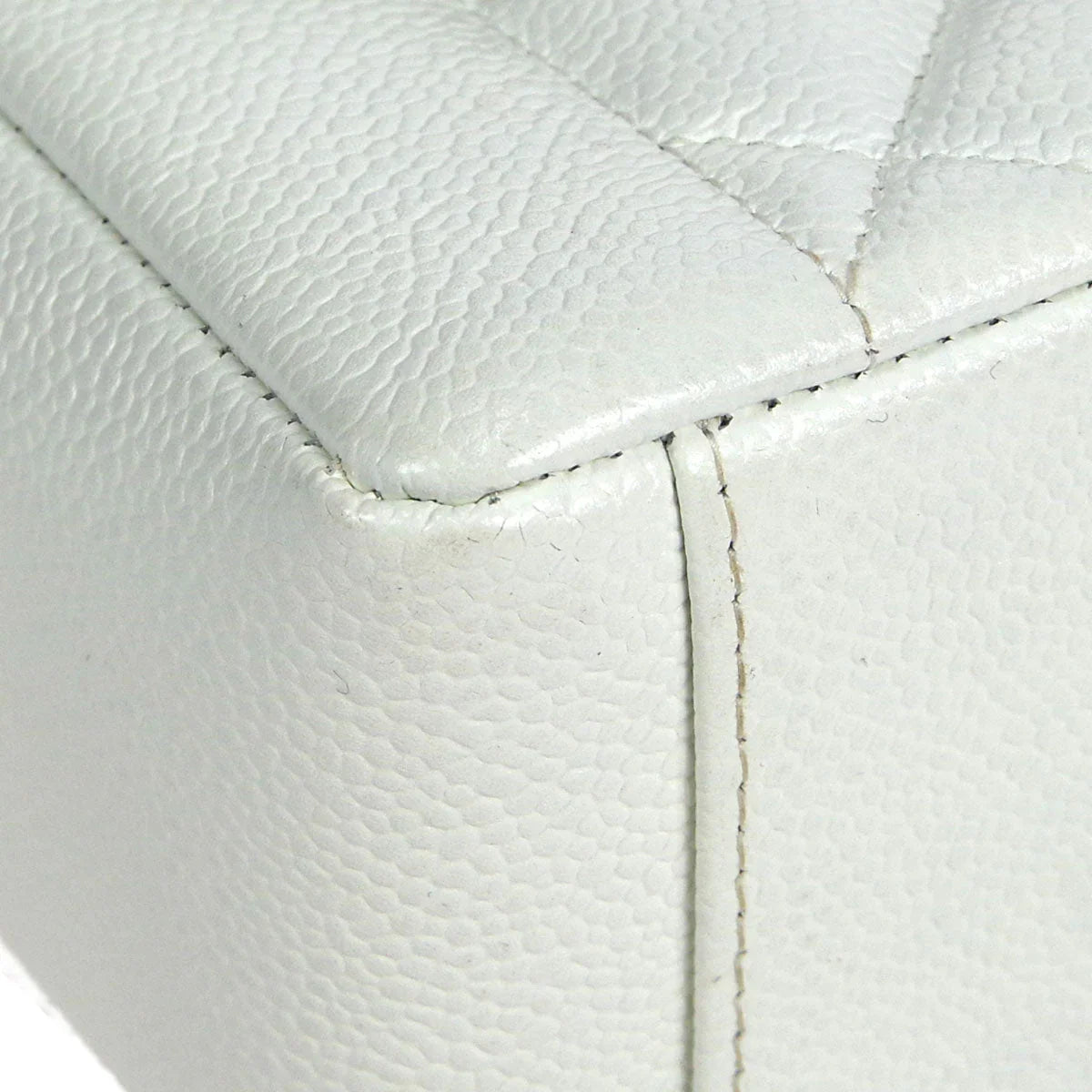 Chanel * 1997-1999 Medium Diana Chain Shoulder Bag White Caviar