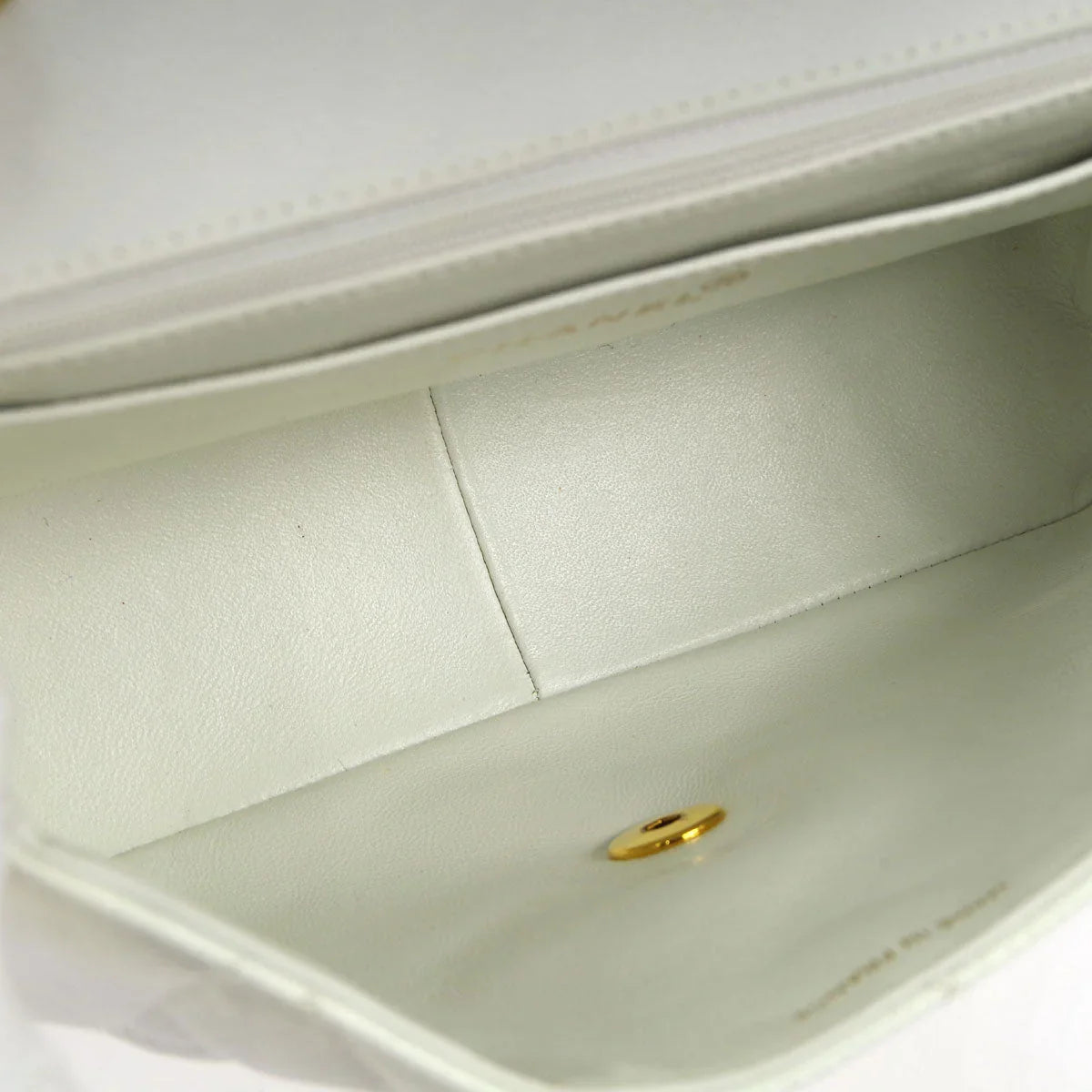 Chanel * 1997-1999 Medium Diana Chain Shoulder Bag White Caviar