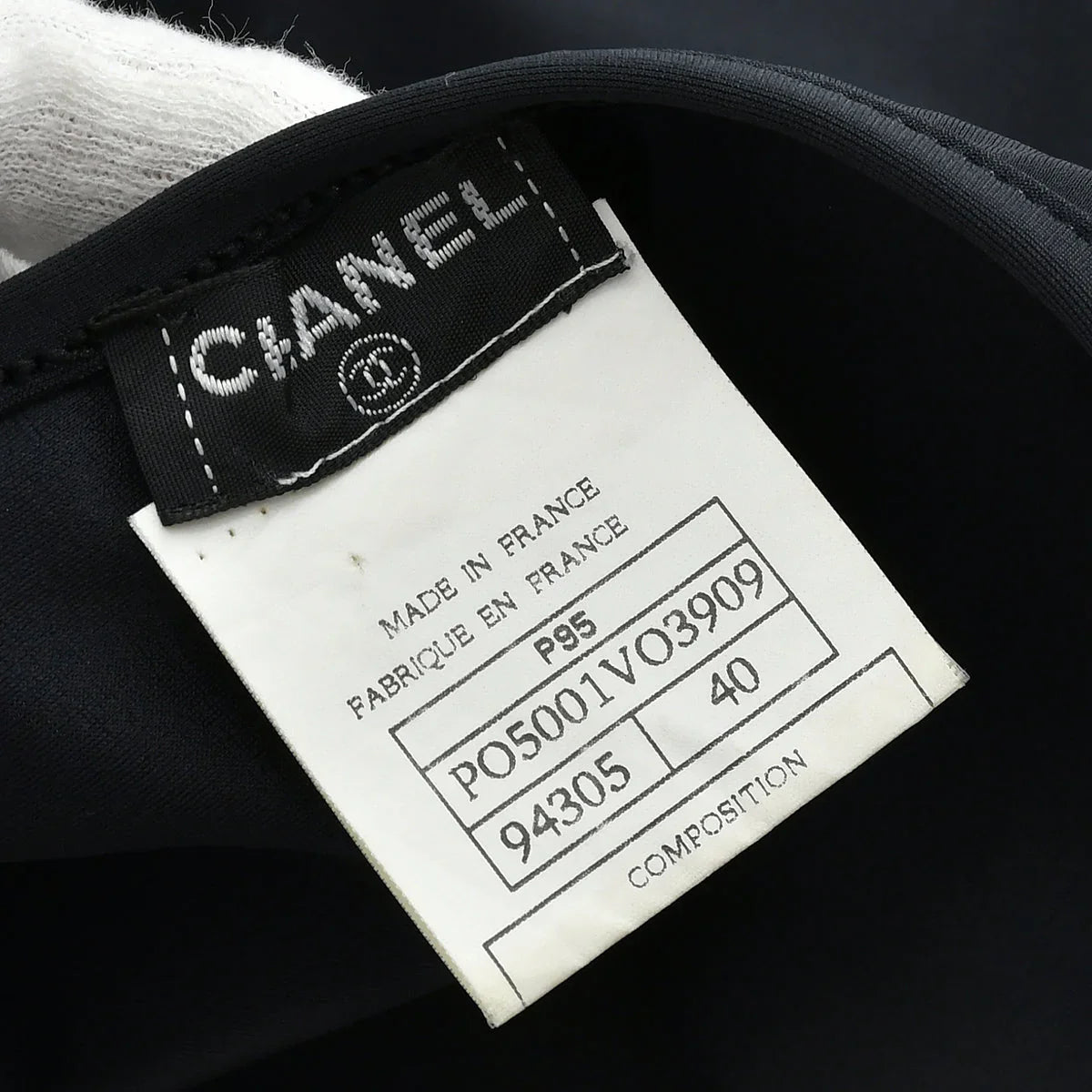 Chanel 1995 spring CC embroidered long-sleeve top #40