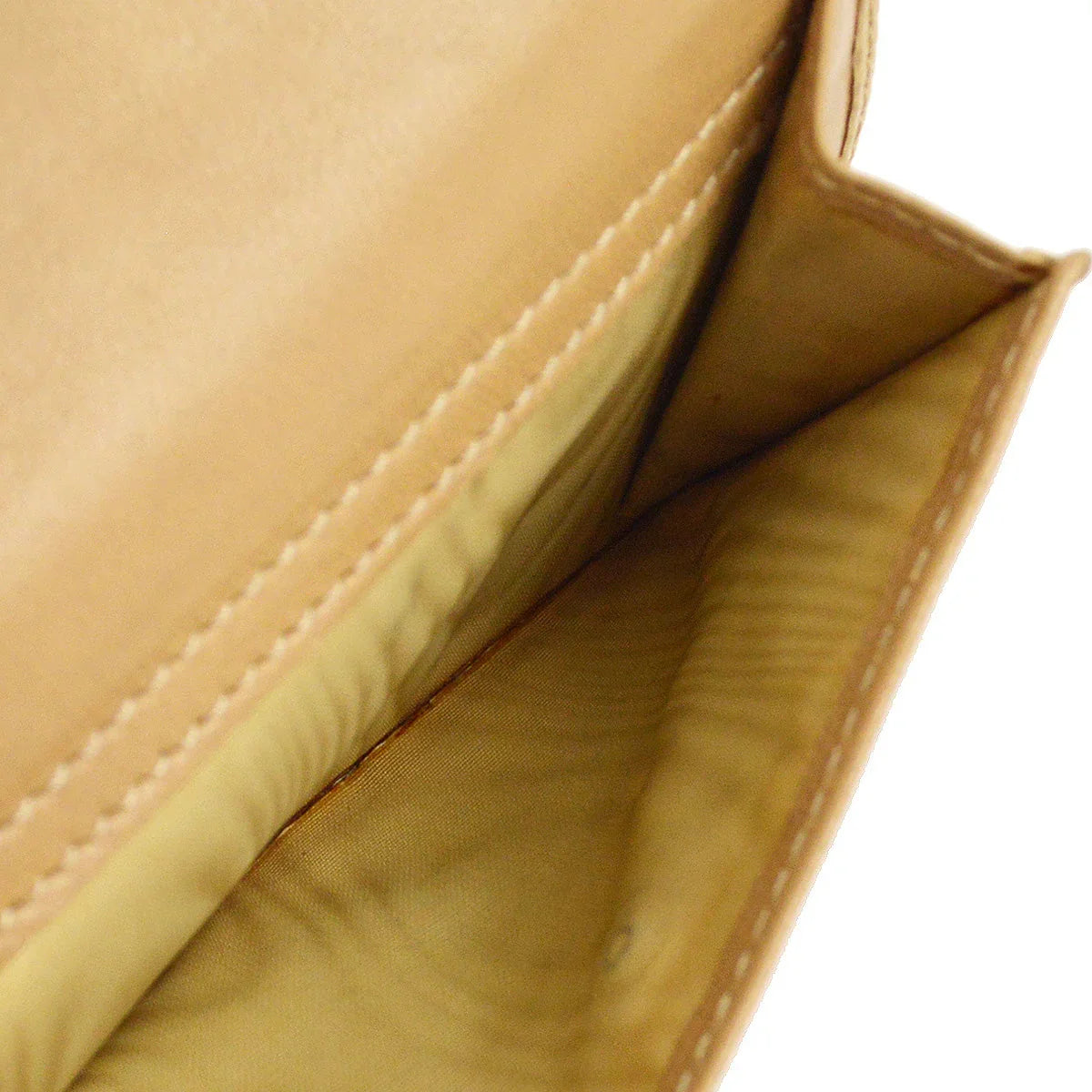 Chanel 2000-2001 Trifold Wallet Beige Caviar