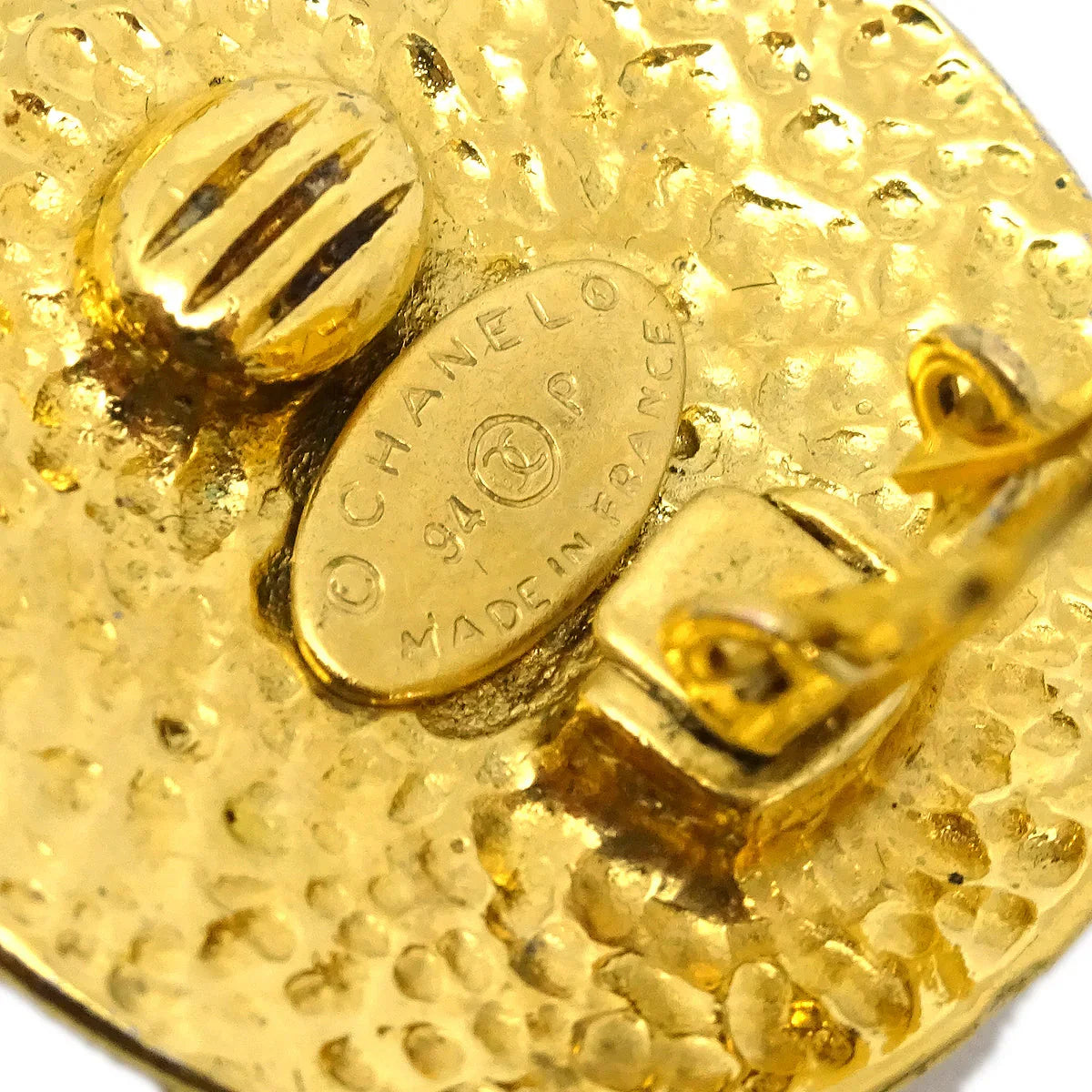 Chanel 1994 Gold Quilted 'CC' Round Earrings Large