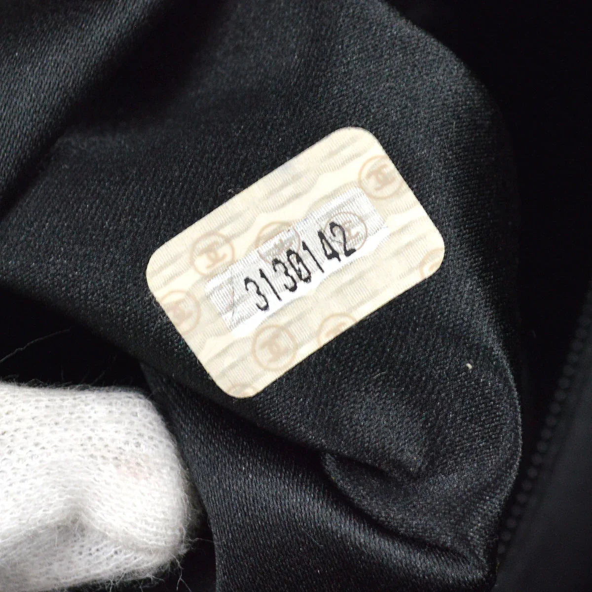 Chanel 1994-1996 Black Caviar Zipper Tote 41
