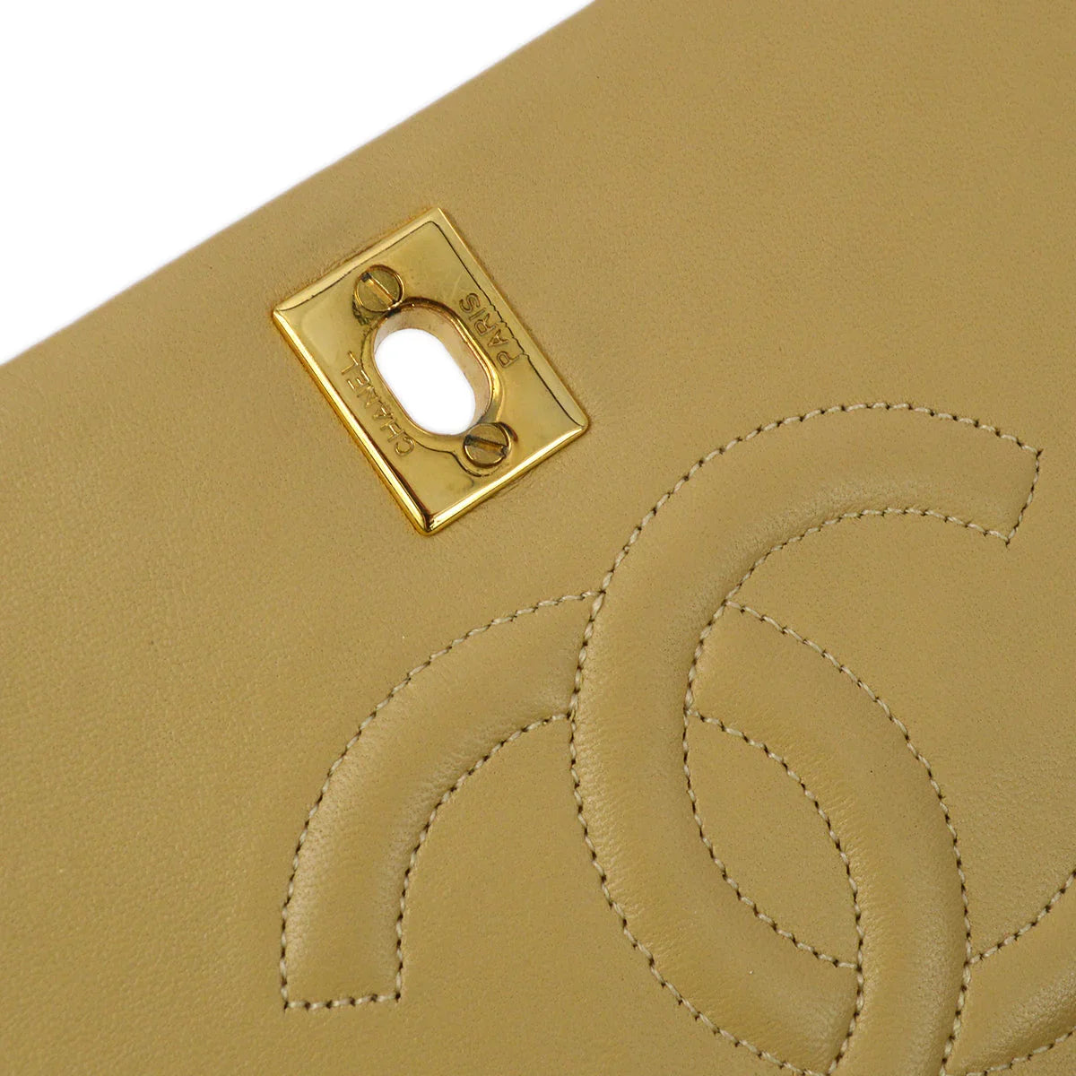 Chanel 1989-1991 Beige Lambskin Turnlock Small Full Flap Shoulder Bag