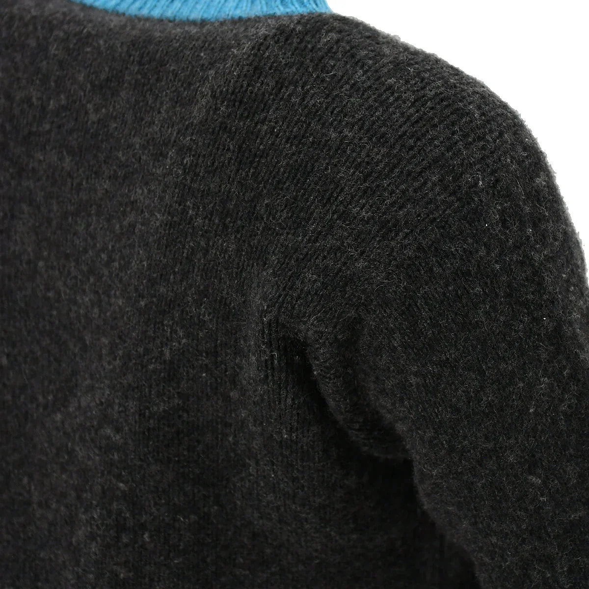 Chanel 1996 CC V-neck Cashmere Jumper #42