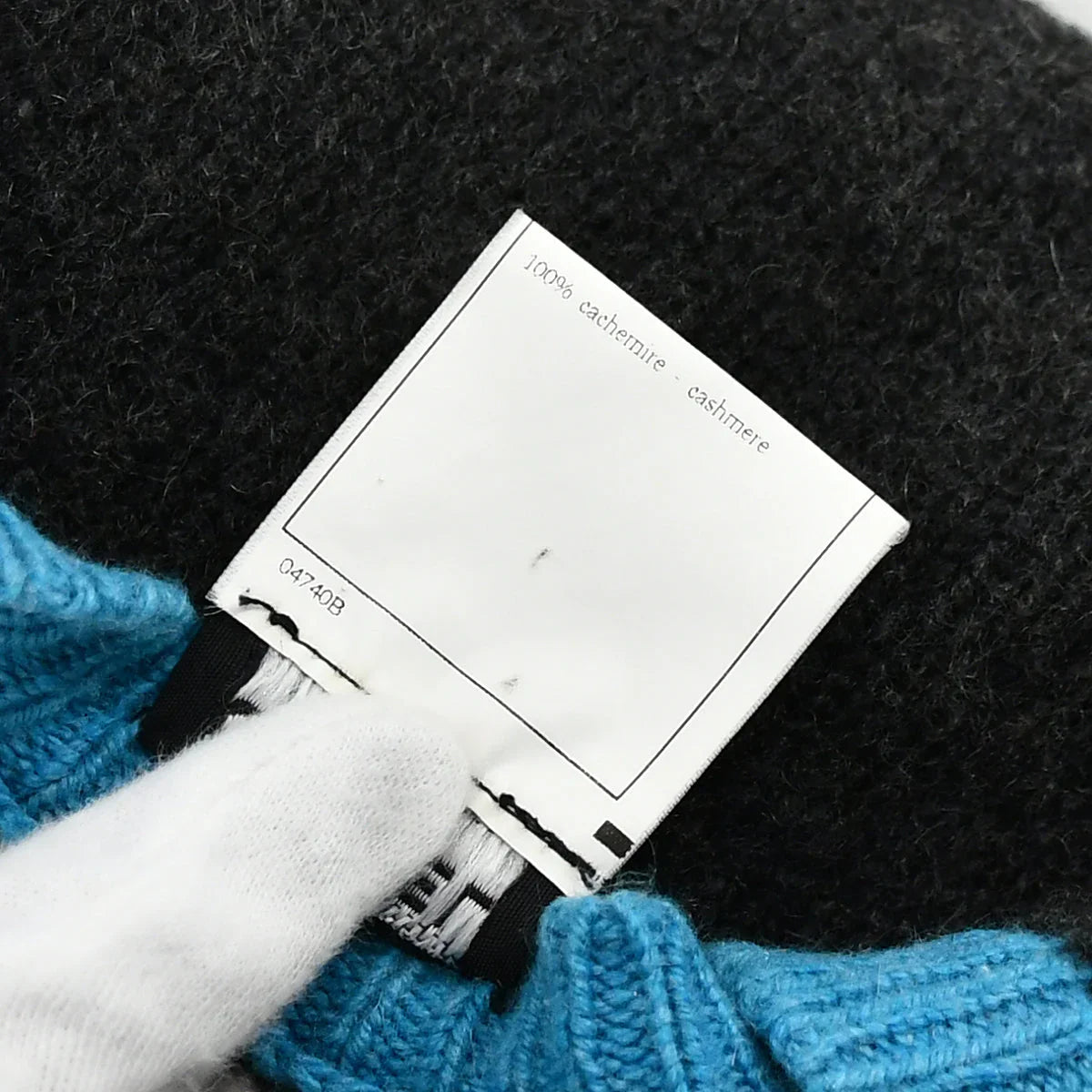 Chanel 1996 CC V-neck Cashmere Jumper #42