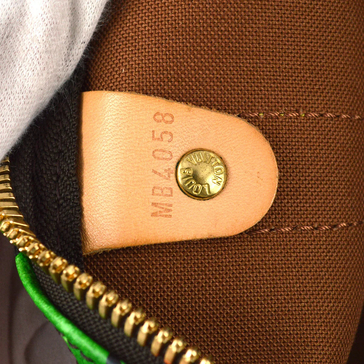 Louis Vuitton 2008 Monogram Rose Keepall 50 M48605