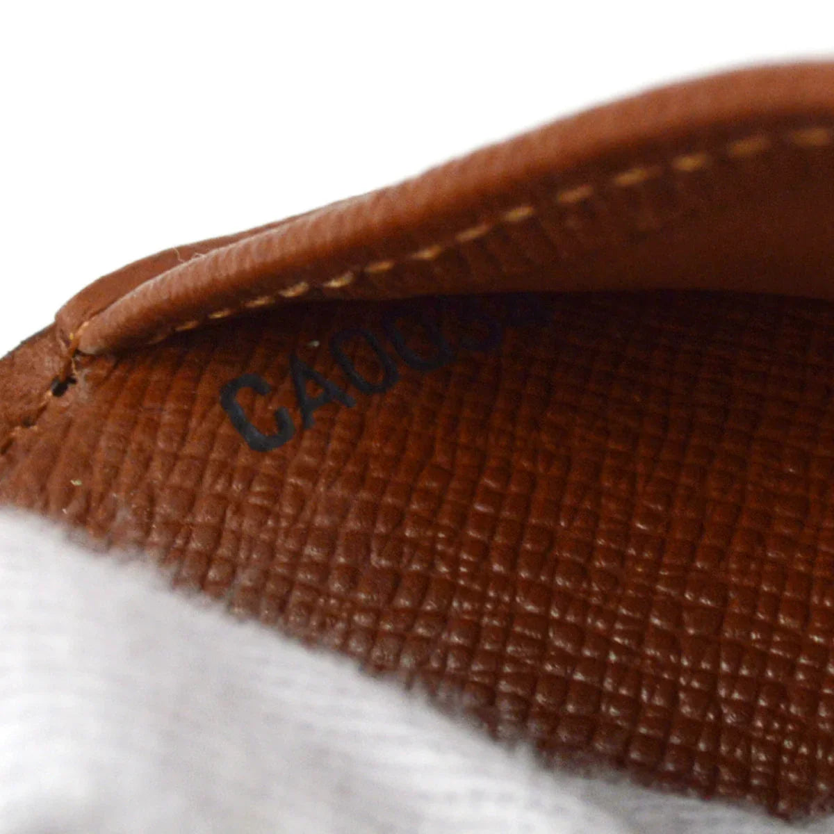 Louis Vuitton 2004 Monogram Porte Billet Cartes Credit Monnaie Wallet M61665
