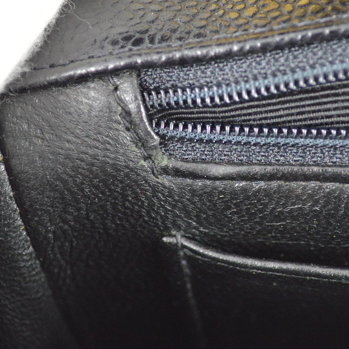 Chanel 1994-1996 Black Caviar Jumbo Classic Flap Bag