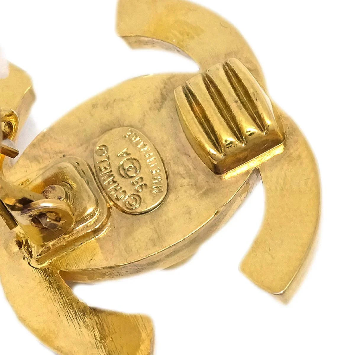 Chanel 1995 CC Turnlock Earrings Clip-On Gold Large