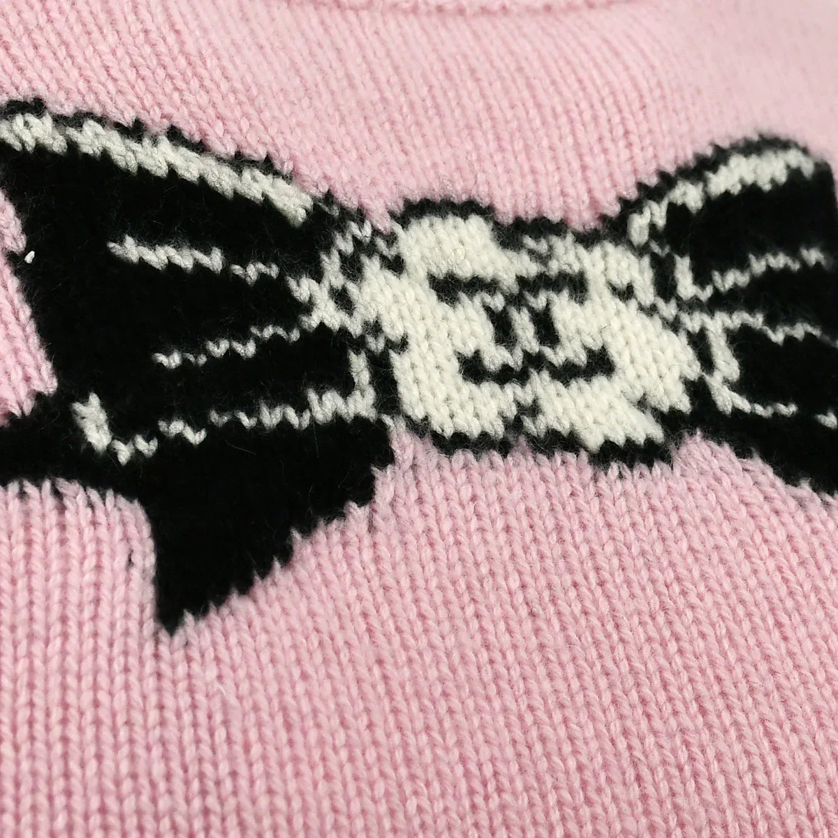 Chanel Fall 1995 Bow Motif Cashmere Jumper #38