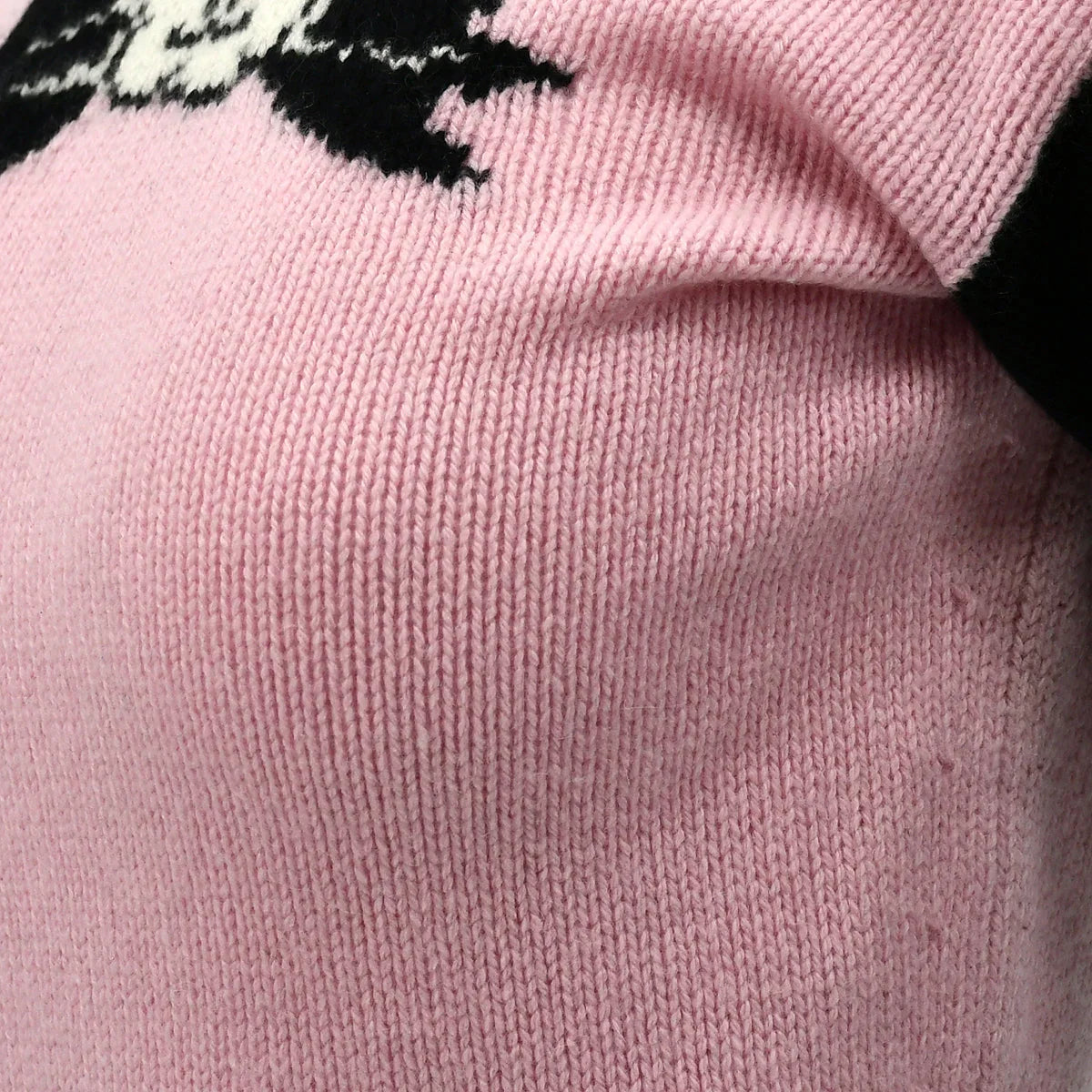 Chanel Fall 1995 Bow Motif Cashmere Jumper #38