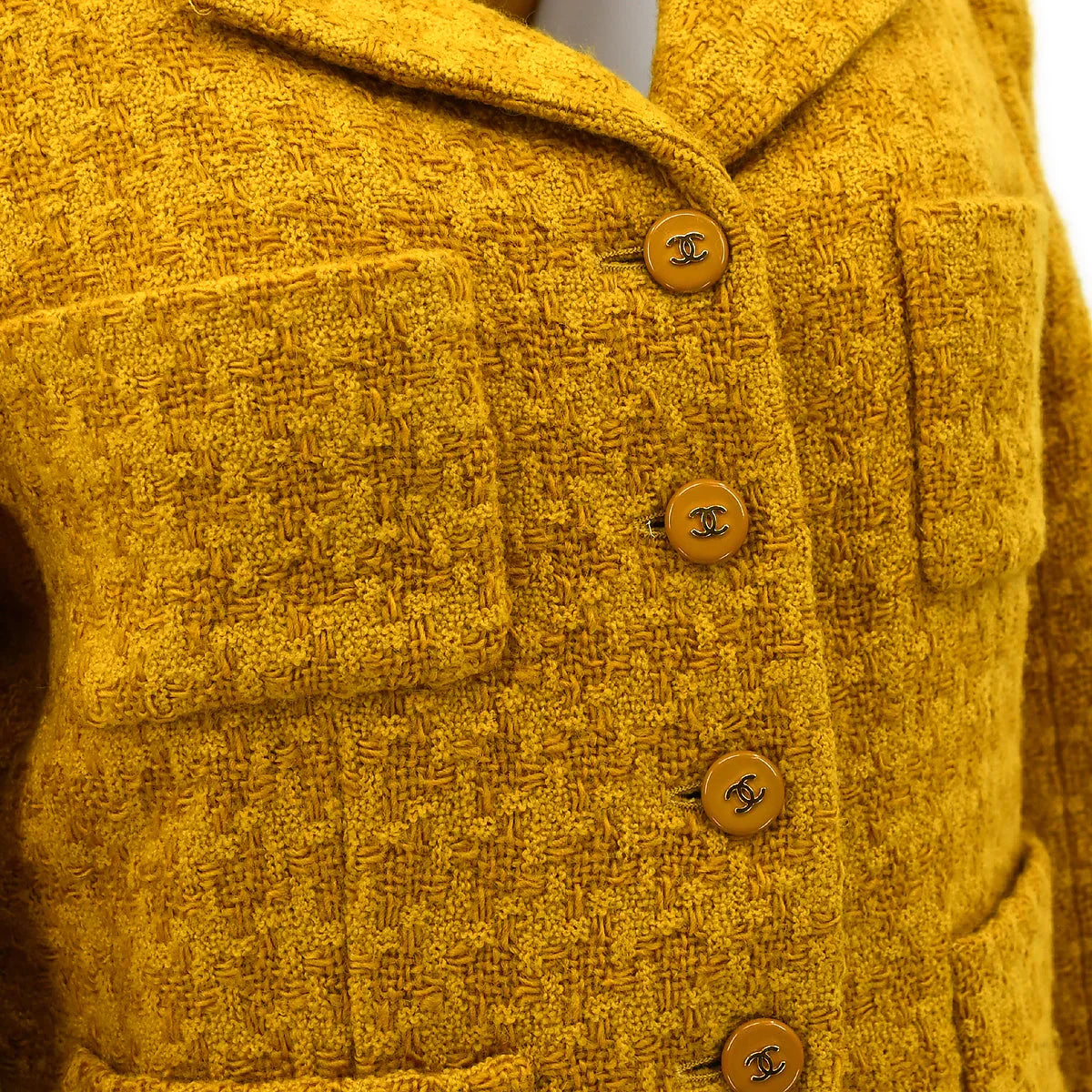 Chanel Fall 1995 jacket skirt suit #44