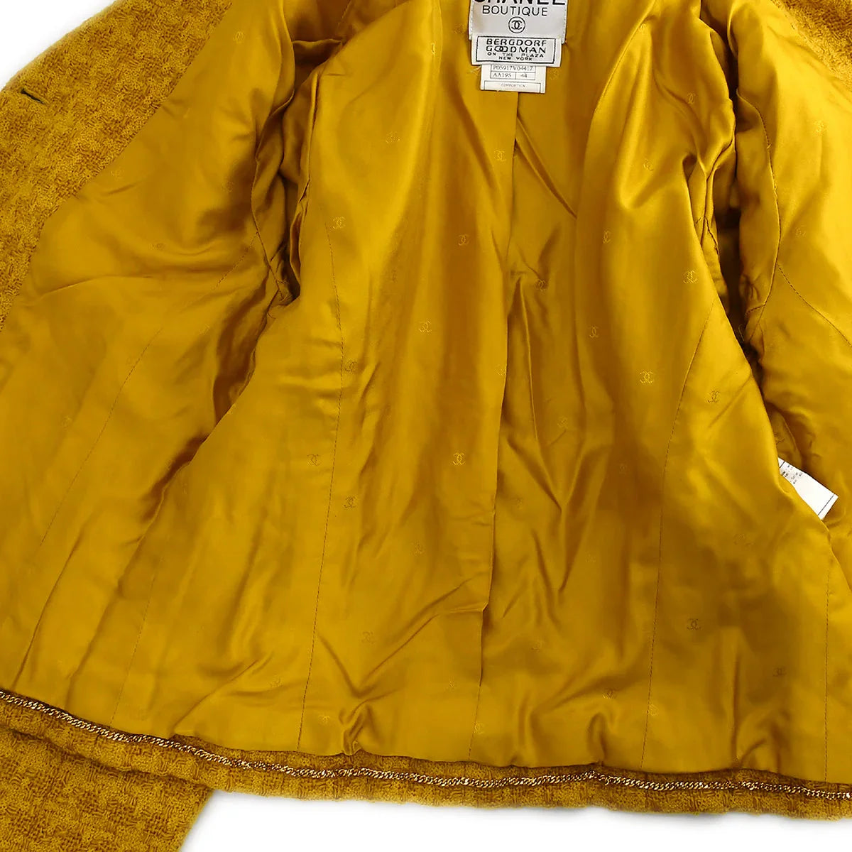 Chanel Fall 1995 jacket skirt suit #44
