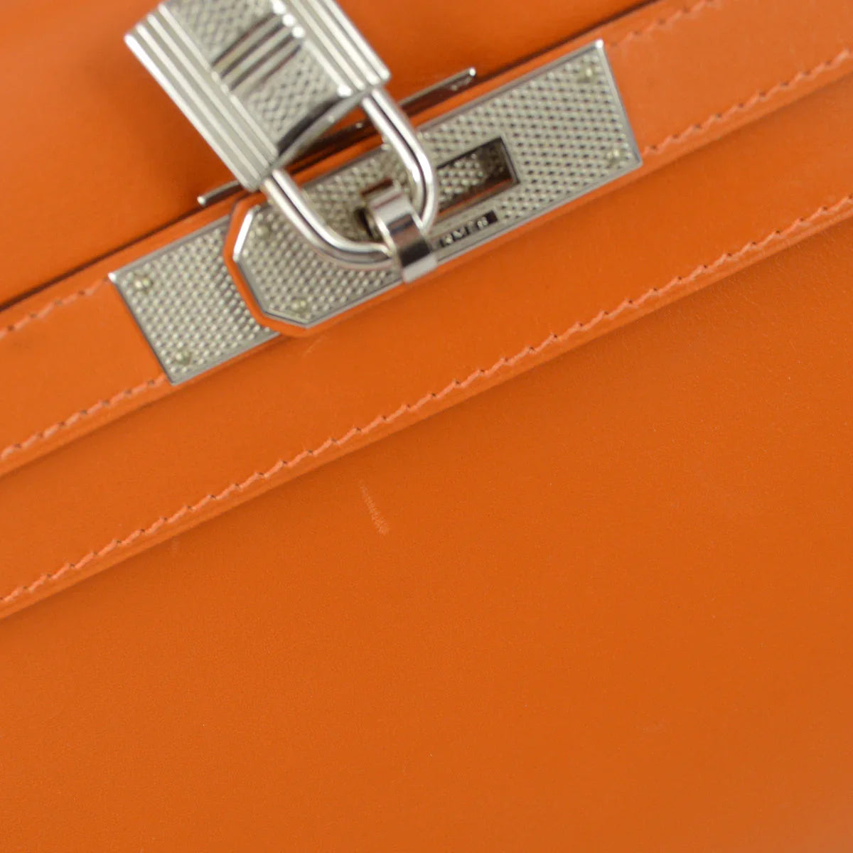 Hermes * 2004 Orange Box Calf Kelly 28 Sellier