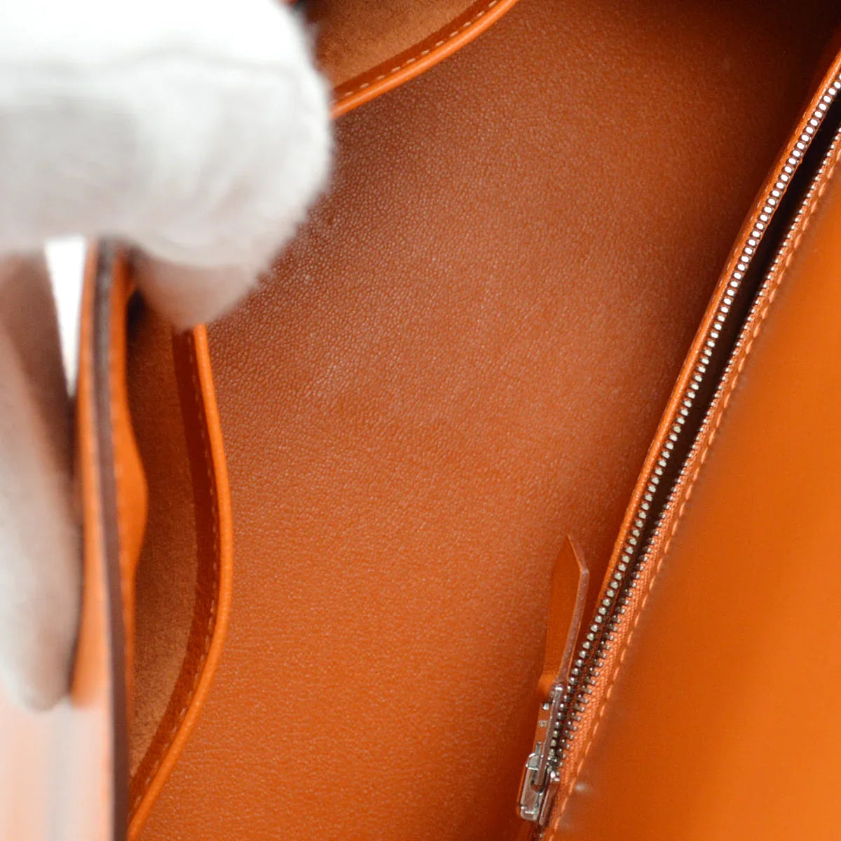 Hermes * 2004 Orange Box Calf Kelly 28 Sellier