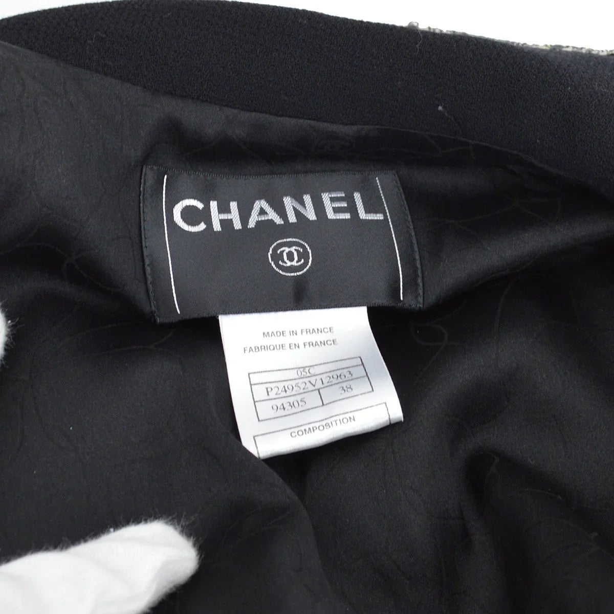 Chanel 2005 Black & White "Devil Wears Prada" Jacket #38