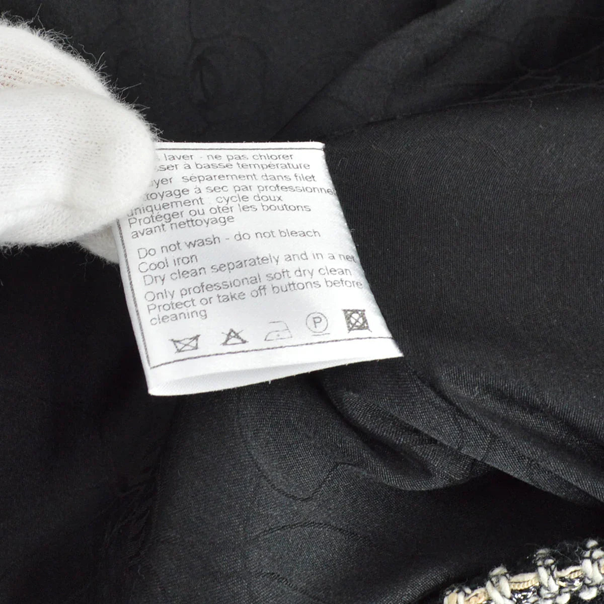 Chanel 2005 Black & White "Devil Wears Prada" Jacket #38