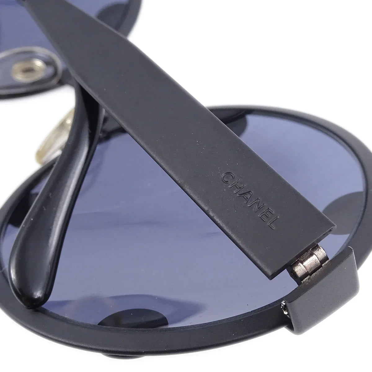 Chanel Black Round Sunglasses Eyewear