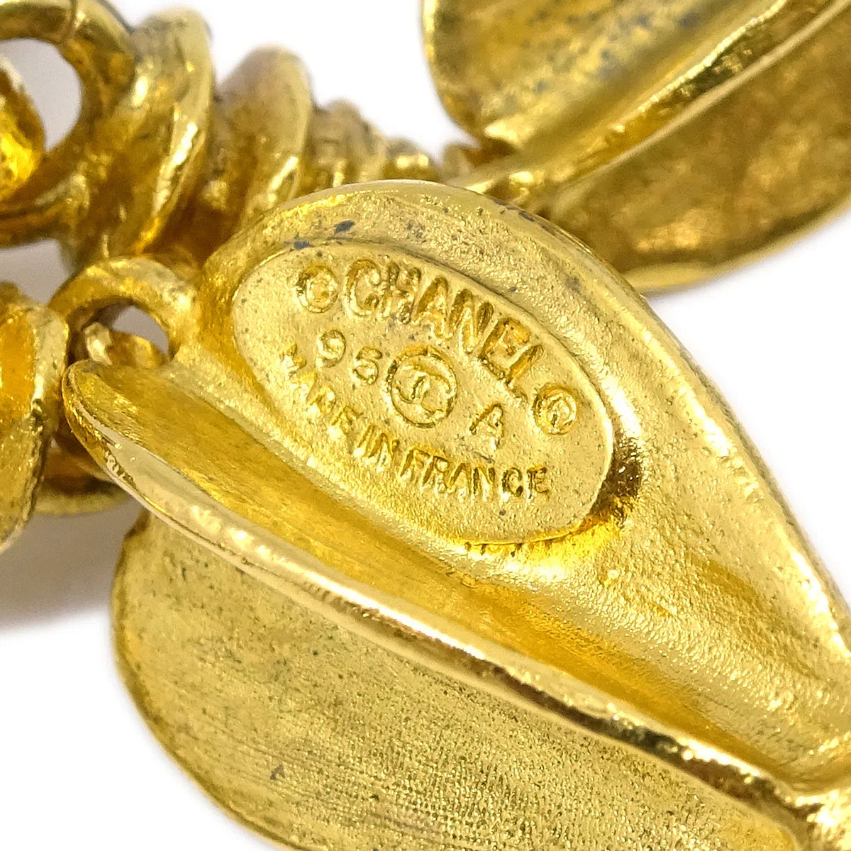 Chanel Fretwork Paisley Earrings Gold Clip-On 95A