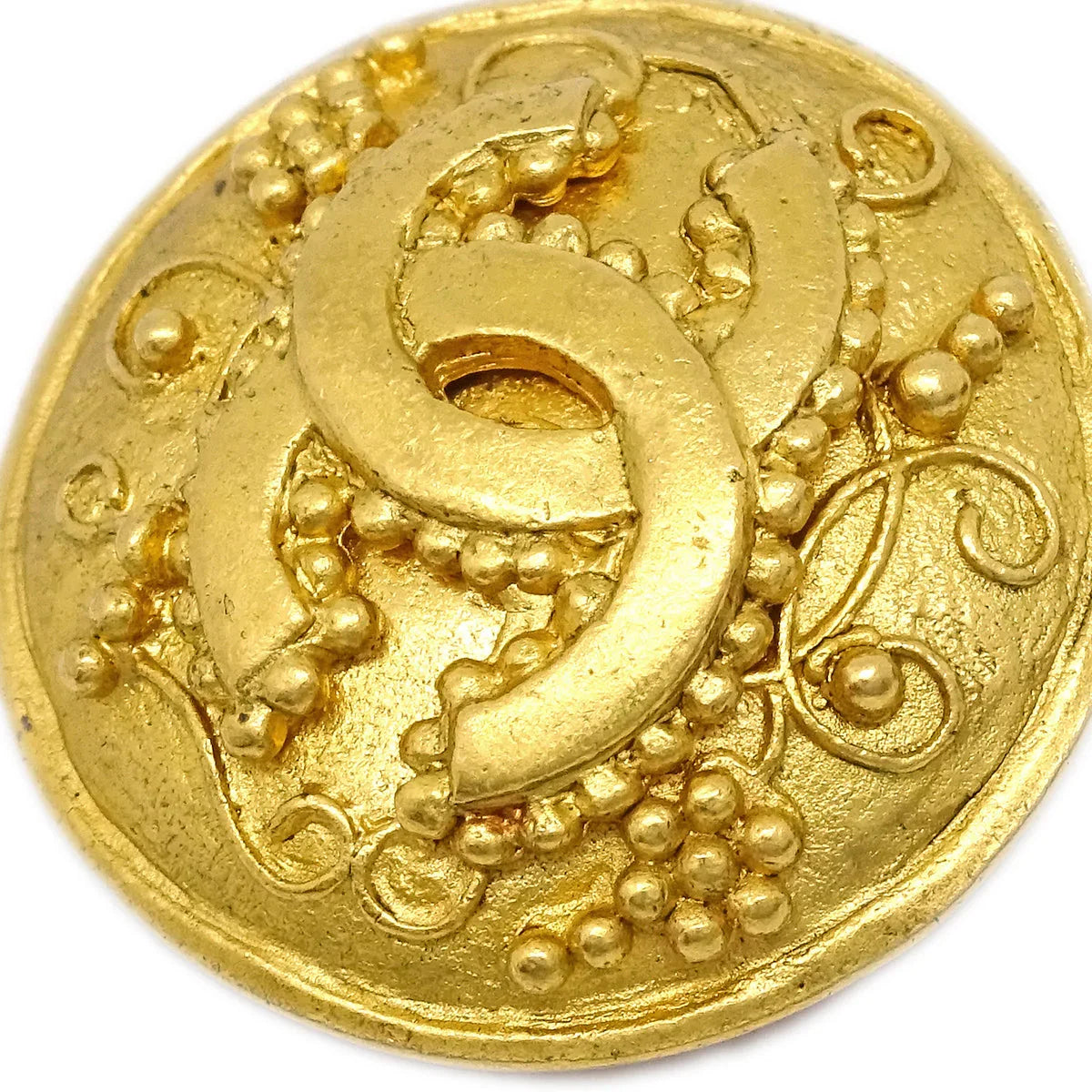 Chanel Button Earrings Clip-On Gold 96A