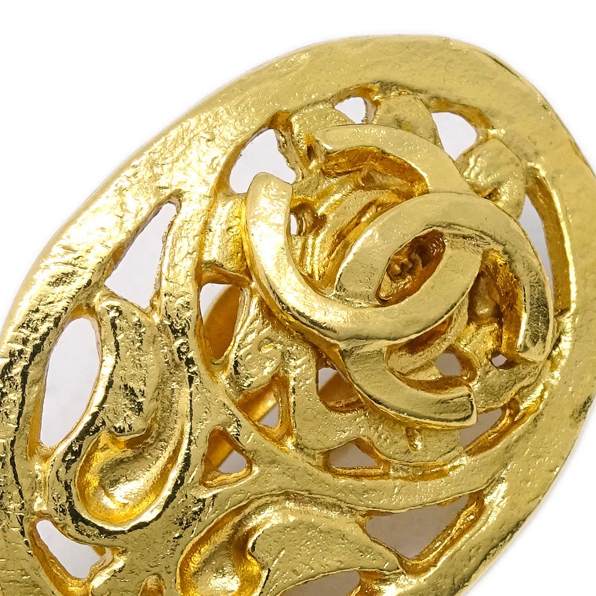 Chanel Gold Dangle Earrings Clip-On 95A