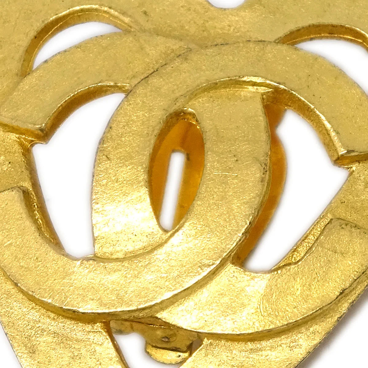 Chanel Gold Heart Earrings Clip-On 95P