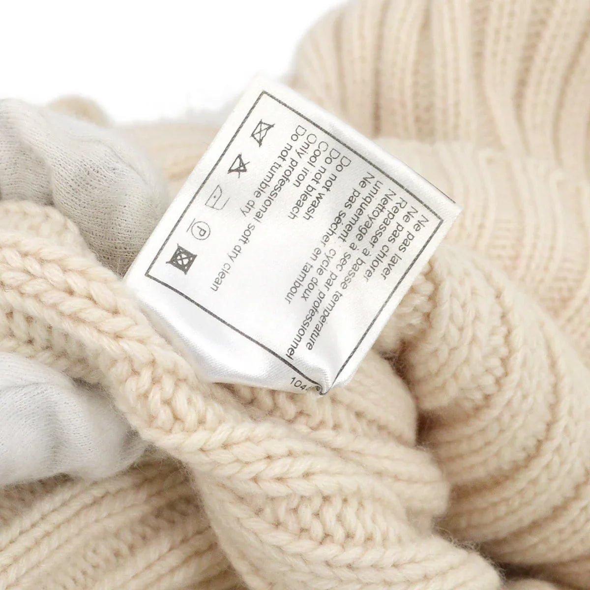 Chanel Fall 2000 Ribbed Cashmere Turtleneck Jumper #36