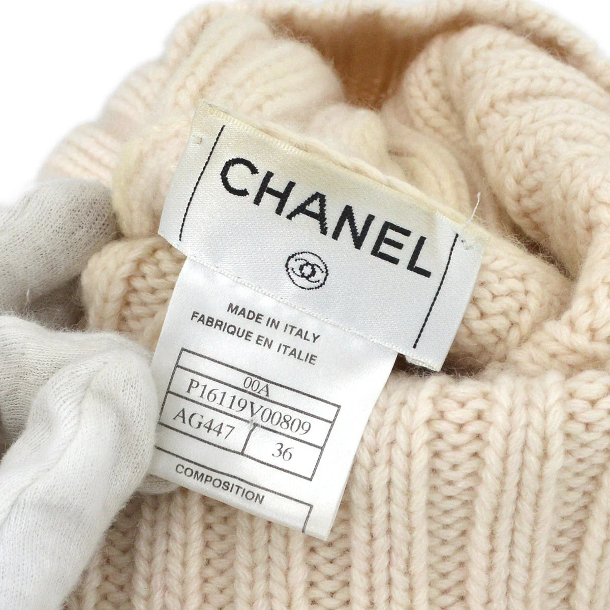 Chanel Fall 2000 Ribbed Cashmere Turtleneck Jumper #36