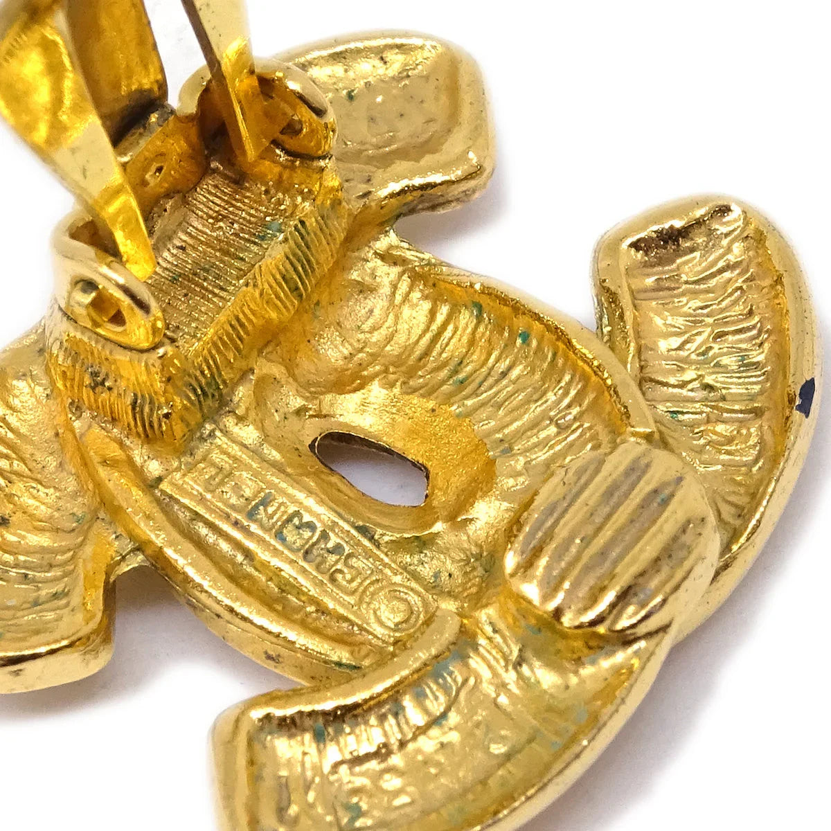 Chanel Gold CC Earrings Clip-On 2433