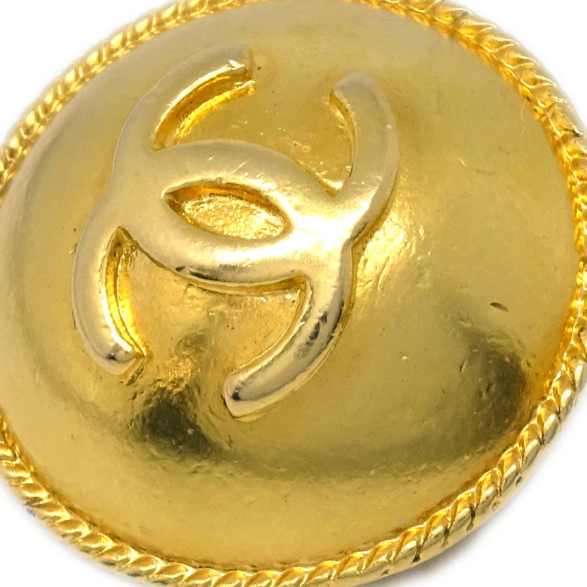 Chanel Gold Button Earrings Clip-On 95P