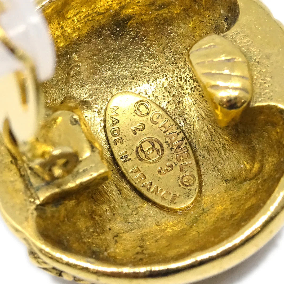 Chanel Gold Button Earrings Clip-On 23