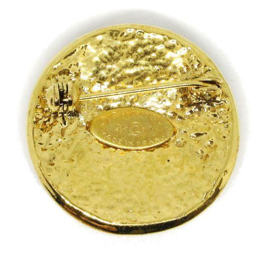 CHANEL 1994 CC Round Brooch Gold