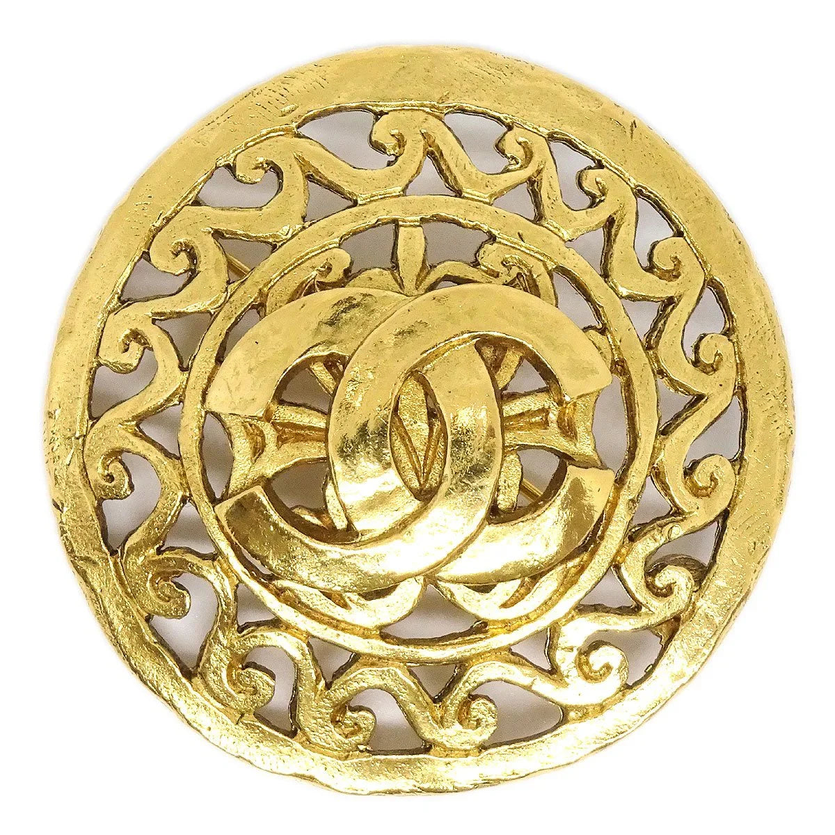 CHANEL 1995 Fretwork Paisley Brooch Gold