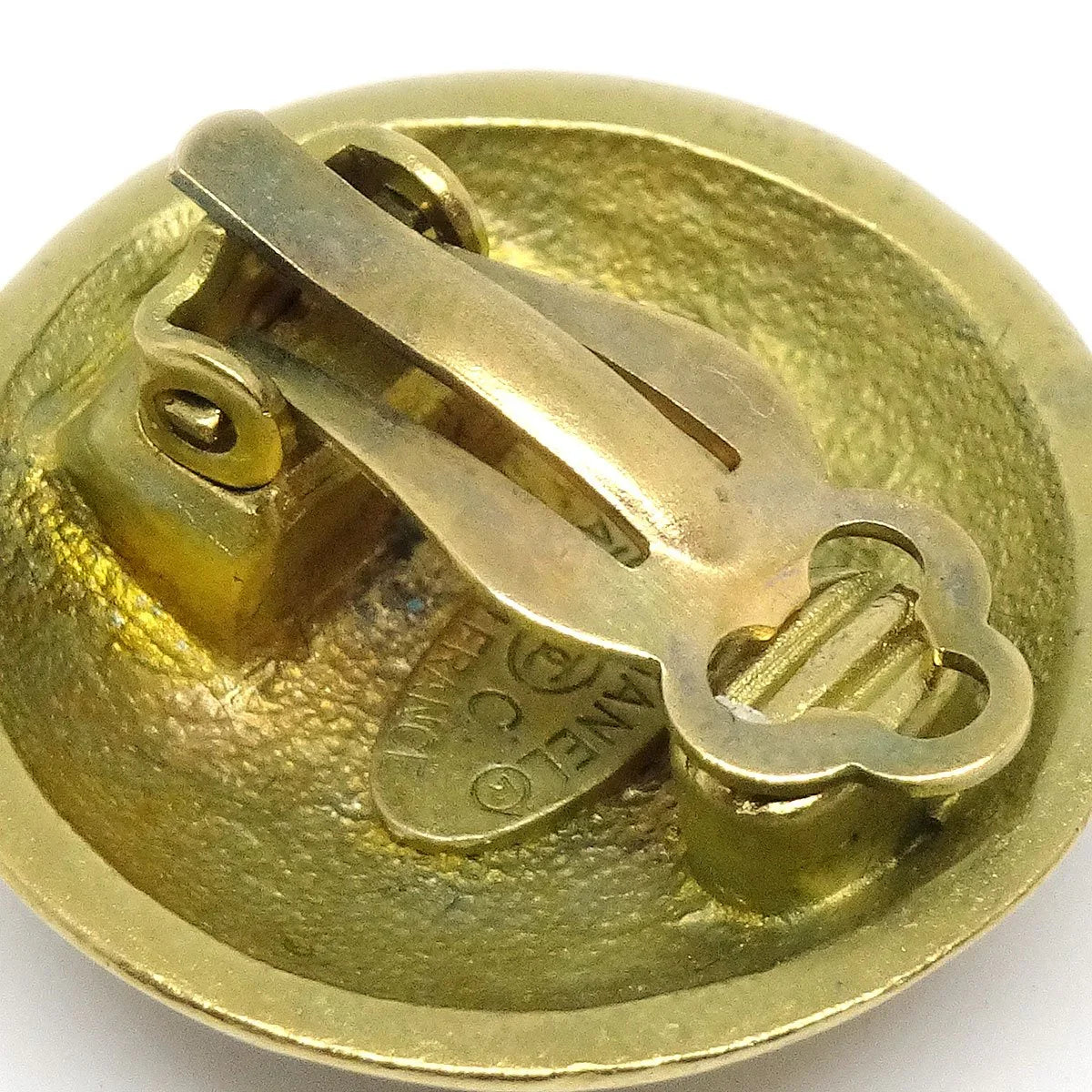 CHANEL 1995 Button Earrings Gold