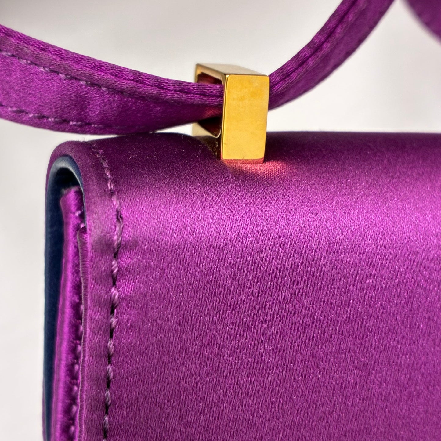 Hermes * 2010 Purple Silk Pochette Mini Constance