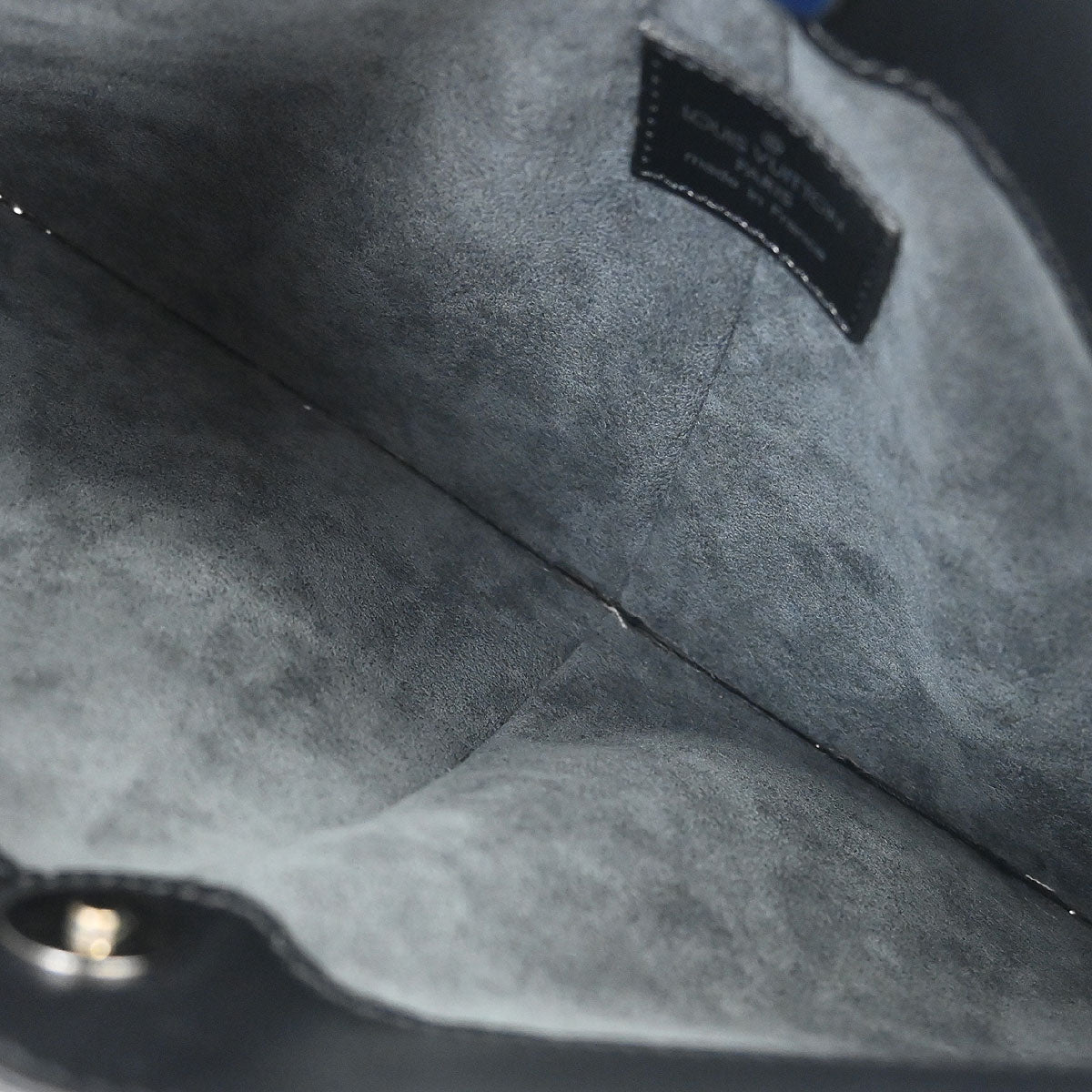 Louis Vuitton Black Epi Pochette Demi-lune Handbag M52622