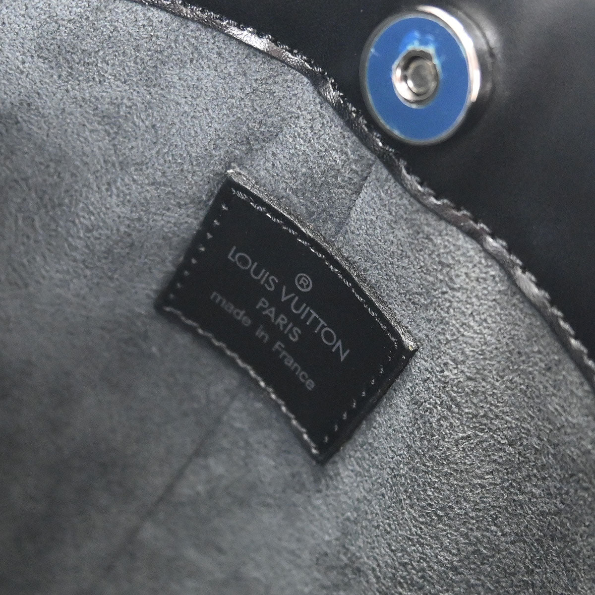 Louis Vuitton Black Epi Pochette Demi-lune Handbag M52622