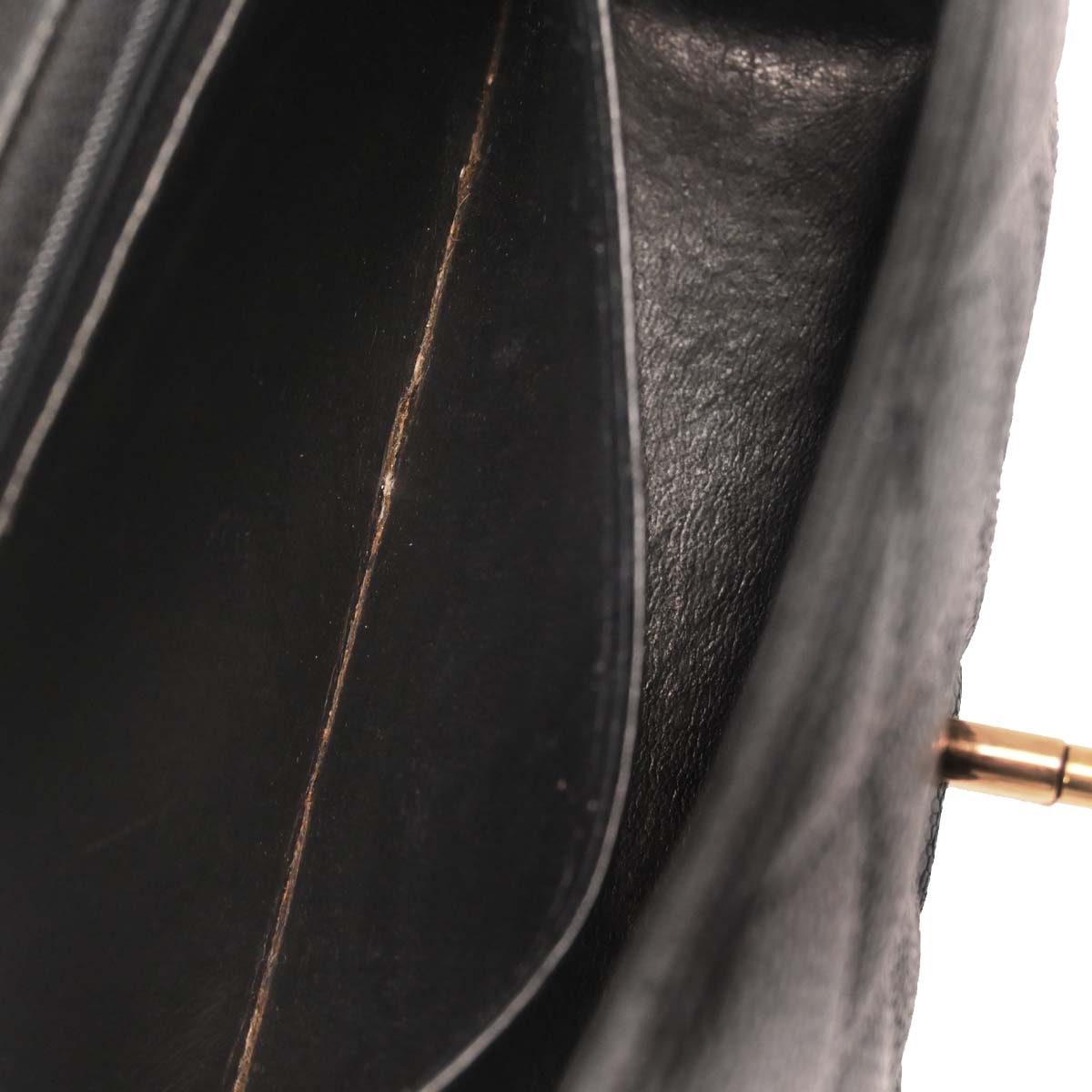 Chanel 1996-1997 Black Caviar Skin Small Diana Shoulder Bag