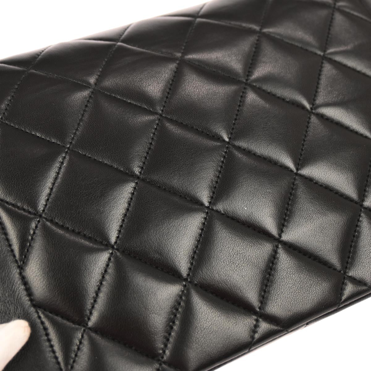 Chanel 1991-1994 Black Lambskin Medium Diana Shoulder Bag