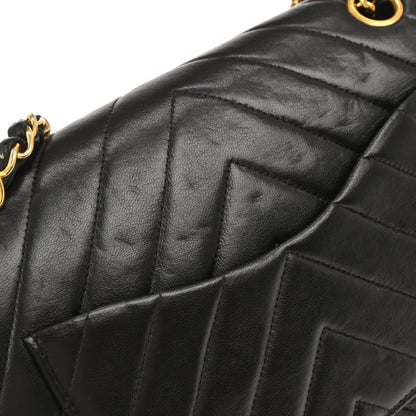 Chanel 1991-1994 Black Lambskin Chevron Medium Classic Double Flap Shoulder Bag