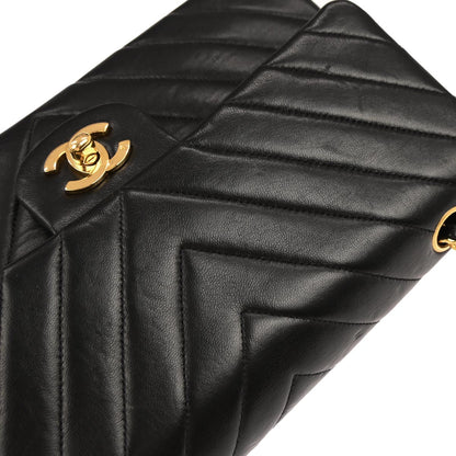 Chanel 1991-1994 Black Lambskin Chevron Medium Classic Double Flap Shoulder Bag