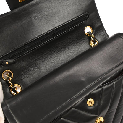 Chanel 1991-1994 Black Lambskin Chevron Medium Classic Double Flap Shoulder Bag