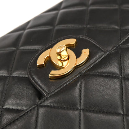 Chanel 1996-1997 Black Lambskin Jumbo Classic Flap Shoulder Bag