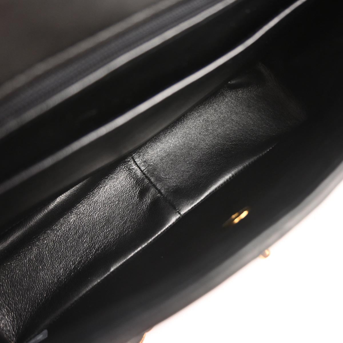 Chanel 1996-1997 Black Lambskin Jumbo Classic Flap Shoulder Bag