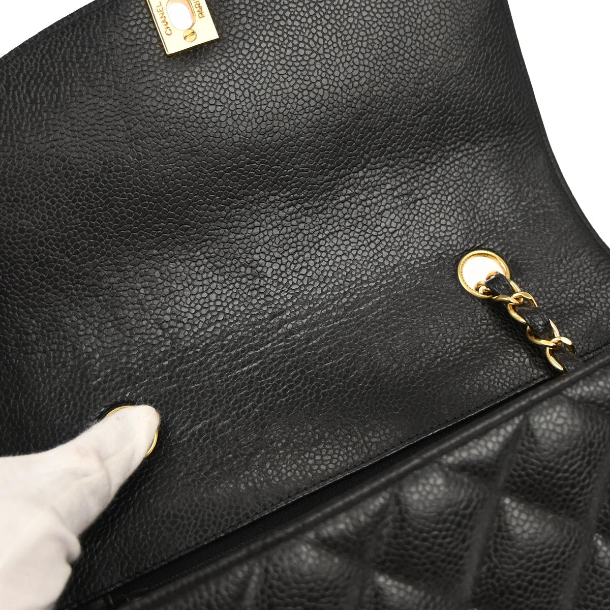 Chanel 1991-1994 Black Caviar Skin Small Diana Shoulder Bag