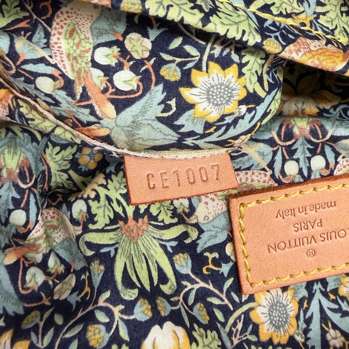 Louis Vuitton 2007 Blue Monogram Denim Patchwork Bowly Handbag M95376