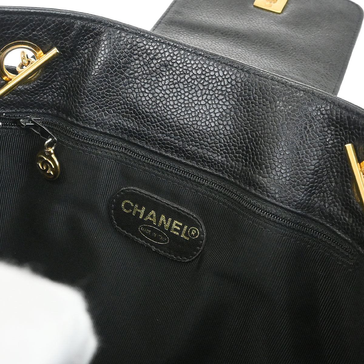 Chanel 1996-1997 Black Caviar Skin Chain Shoulder Tote Bag